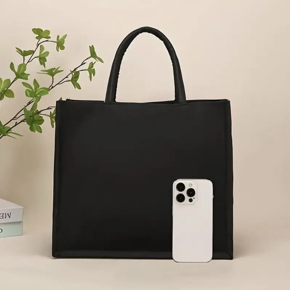 FASHION Italy Tote w/Matching Makeup Bag, NIP - Picture 2 of 13